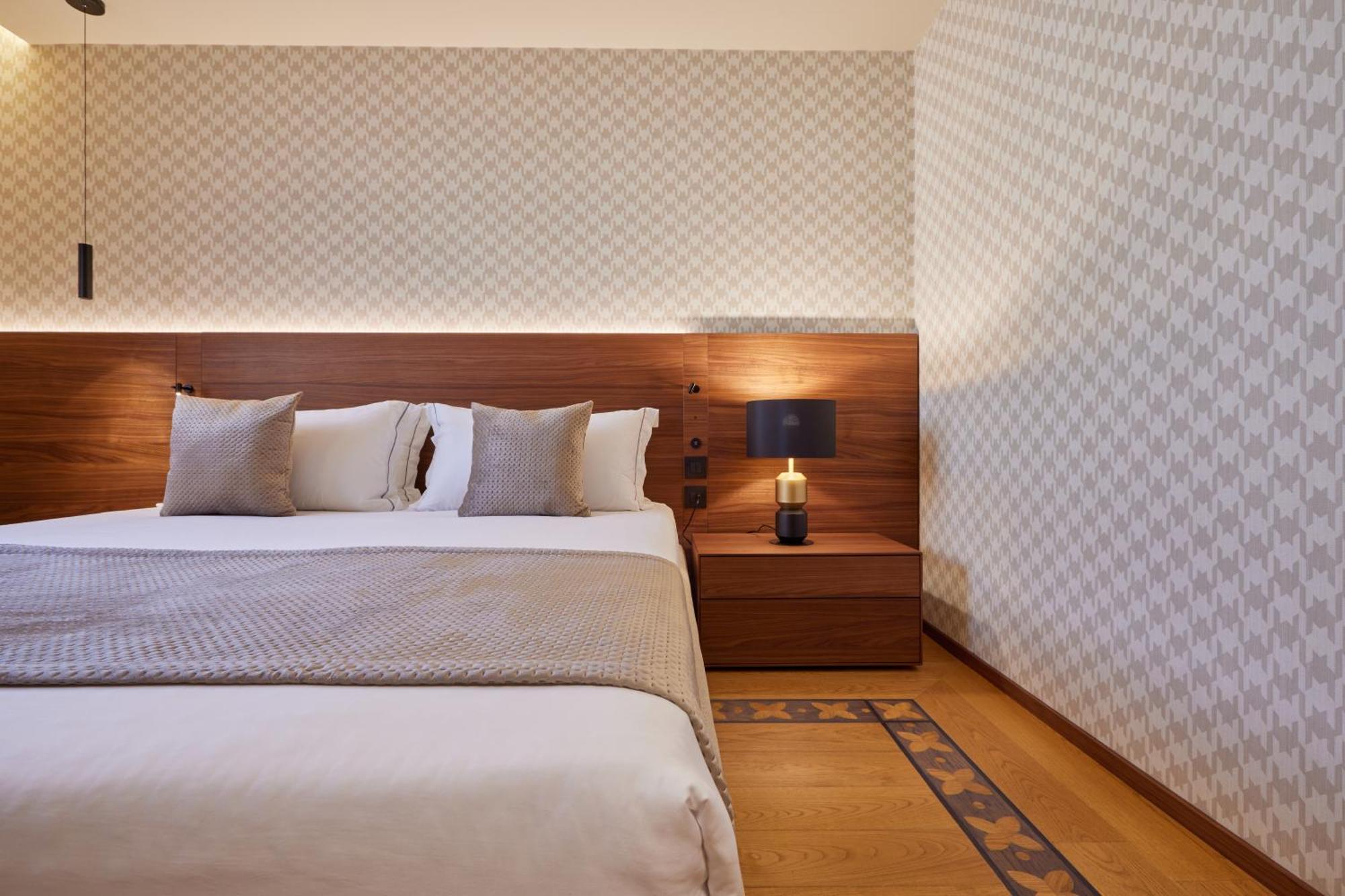 Valis Luxury Hotel Vlore Room photo